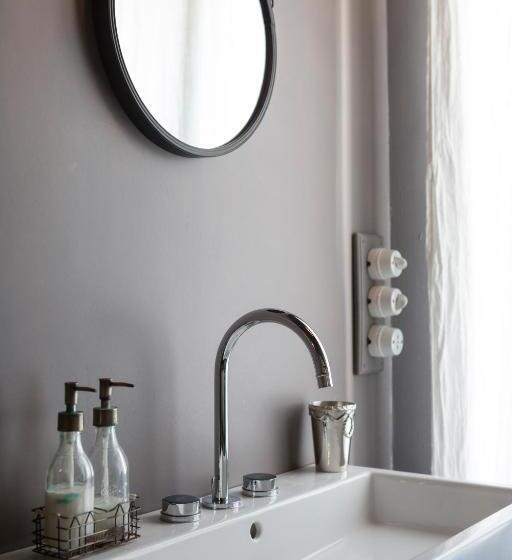 전망 주니어 스위트, Leconvertite