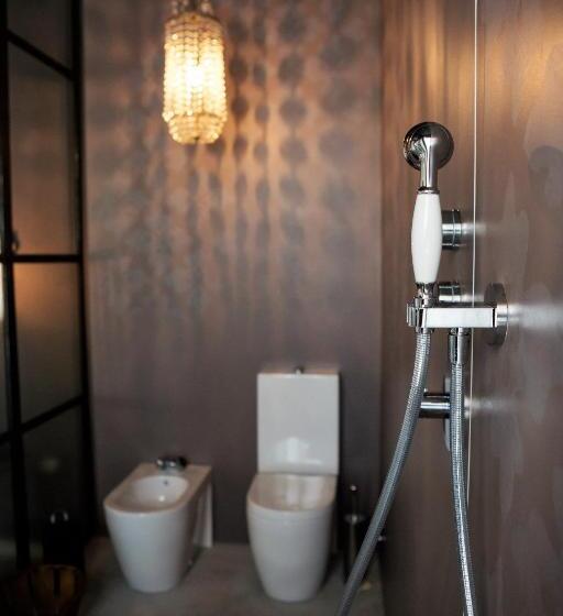 전망 주니어 스위트, Leconvertite