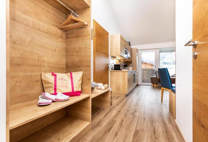 شقة 3 غرف, Enjoy The Alps