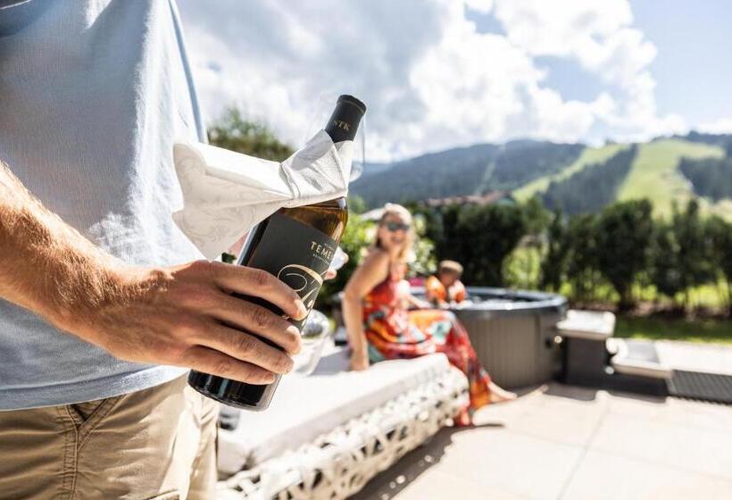 غرفة عائلية, Enjoy The Alps