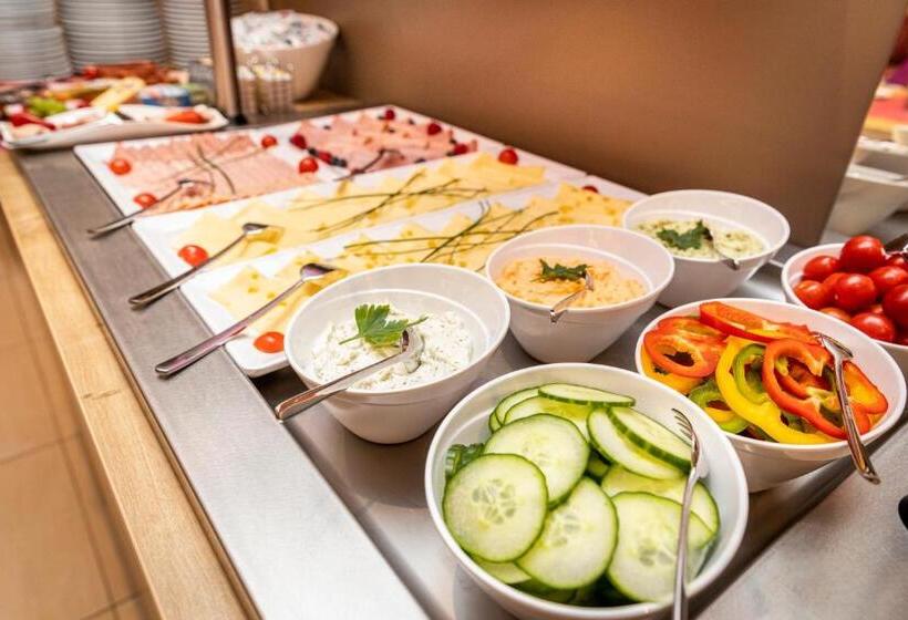 إستوديو قياسى ذو إطلالة, Enjoy The Alps