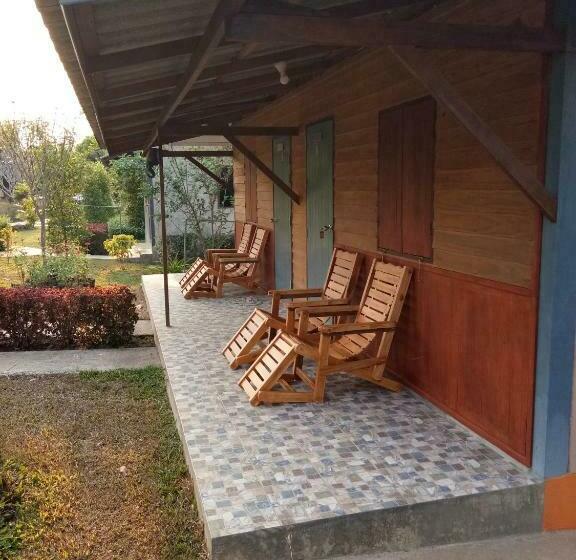 חדר סטנדרט עם מרפסת, Ban Suan Sukjai Mae Sariang