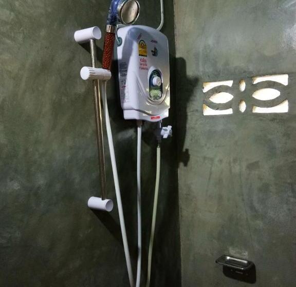 חדר לארבעה סטנדרטי עם נוף לגינה, Ban Suan Sukjai Mae Sariang