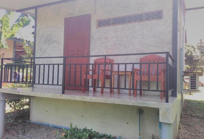 בקתה סטנדרטית, Ban Suan Sukjai Mae Sariang