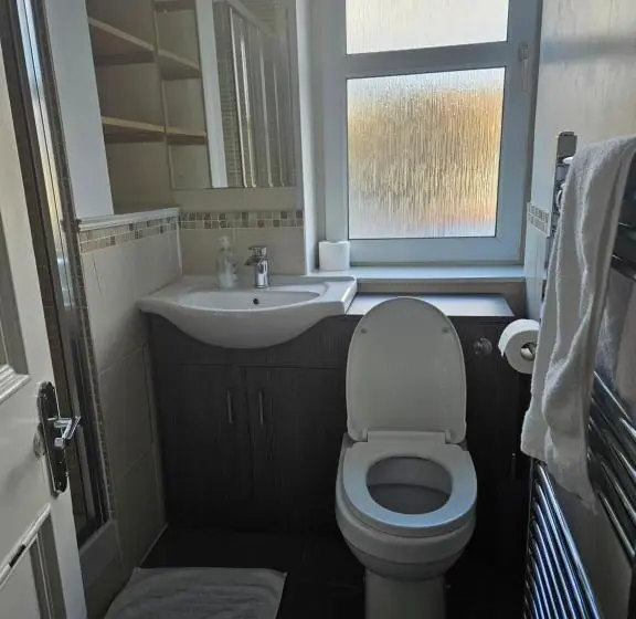 اتاق استاندارد یک نفره, Dunskaith Villa