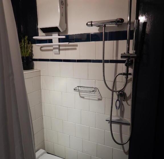 Номер Стандарт Вид на Сад, Les Remparts