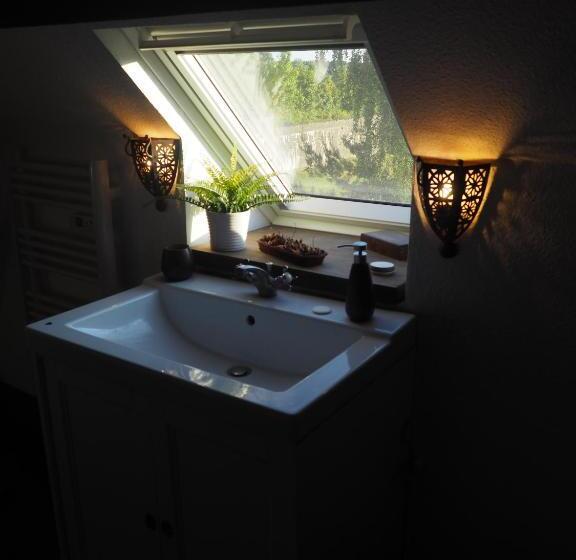 Номер Стандарт Трехместный, Les Remparts