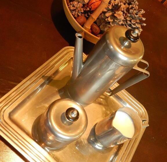 Номер Стандарт Вид на Сад, Les Remparts