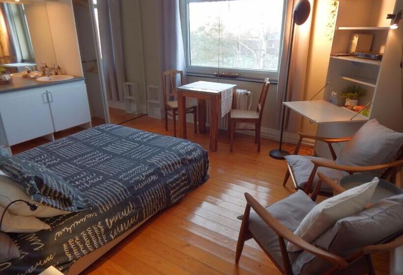 Номер Стандарт Вид на Сад, Les Remparts