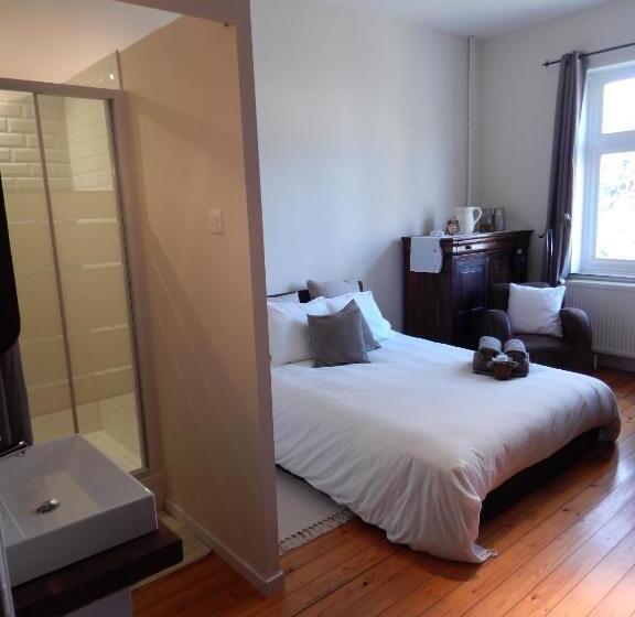 Номер Стандарт, Les Remparts