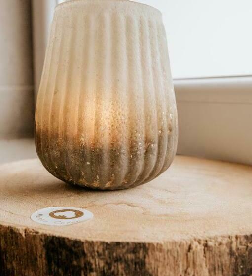 豪华房间, Jeanne