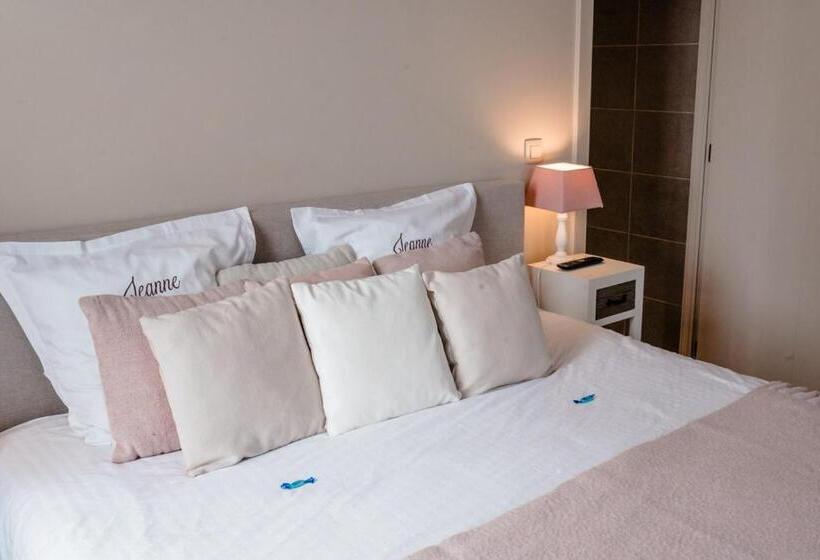 豪华房间, Jeanne