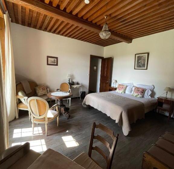 Quarto Deluxe, Manoir Du Grail