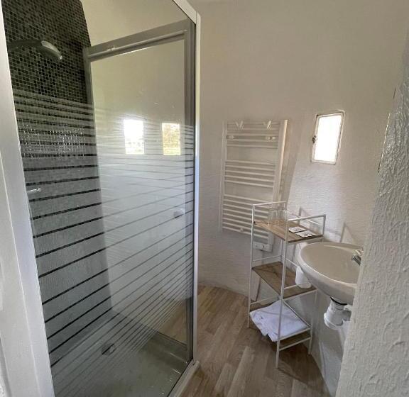 Номер Стандарт, Manoir Du Grail