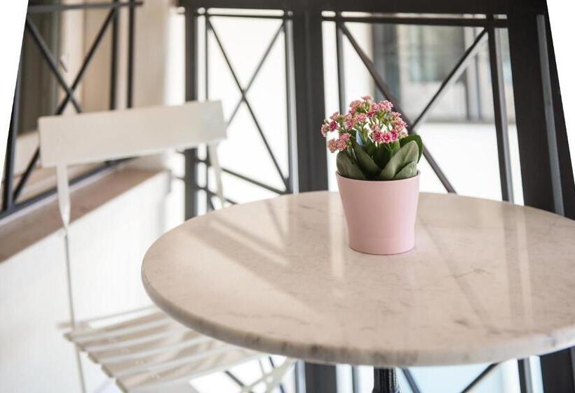 חדר סטנדרט לשלושה, Rosa Del Grappa