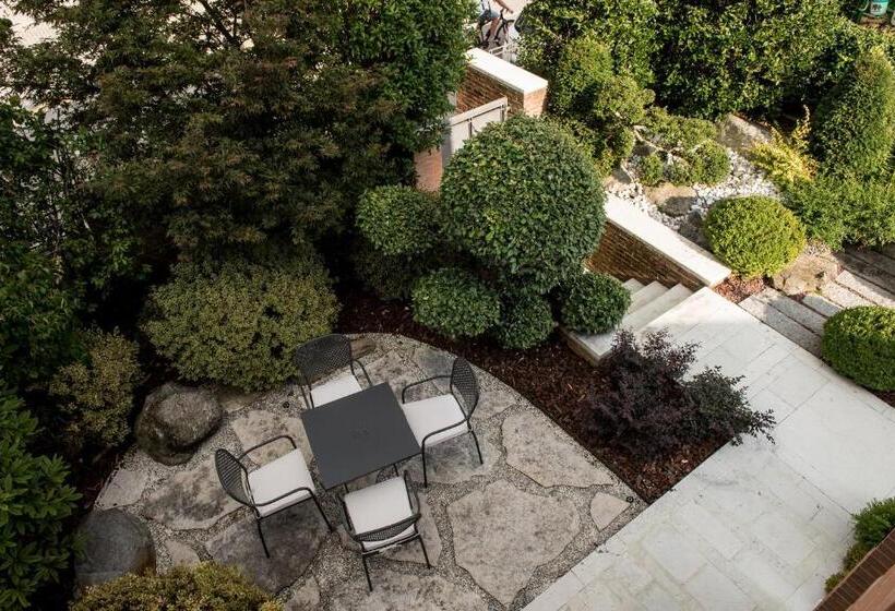 חדר סטנדרט, Rosa Del Grappa