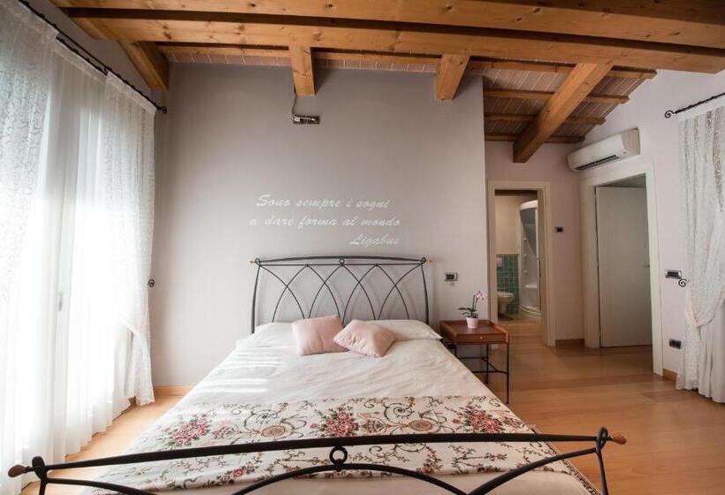 חדר סטנדרט לשלושה, Rosa Del Grappa