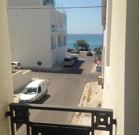 ２ベッドルームアパートメント, Felicity Residence