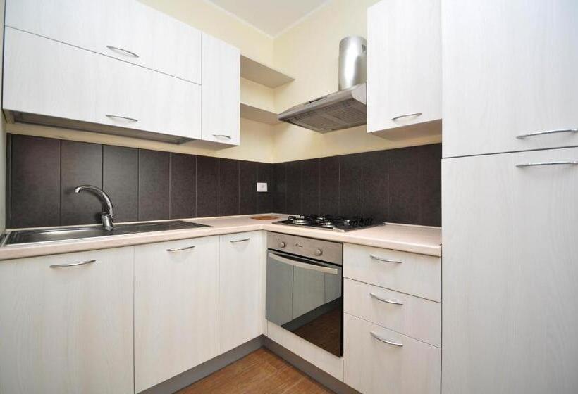 ２ベッドルームアパートメント, Felicity Residence