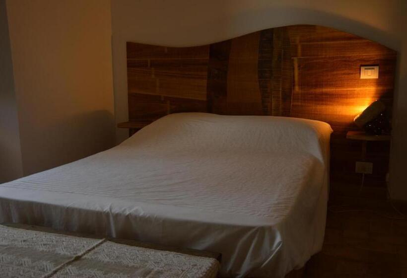 חדר סטנדרט, Agriturismo Riparossa