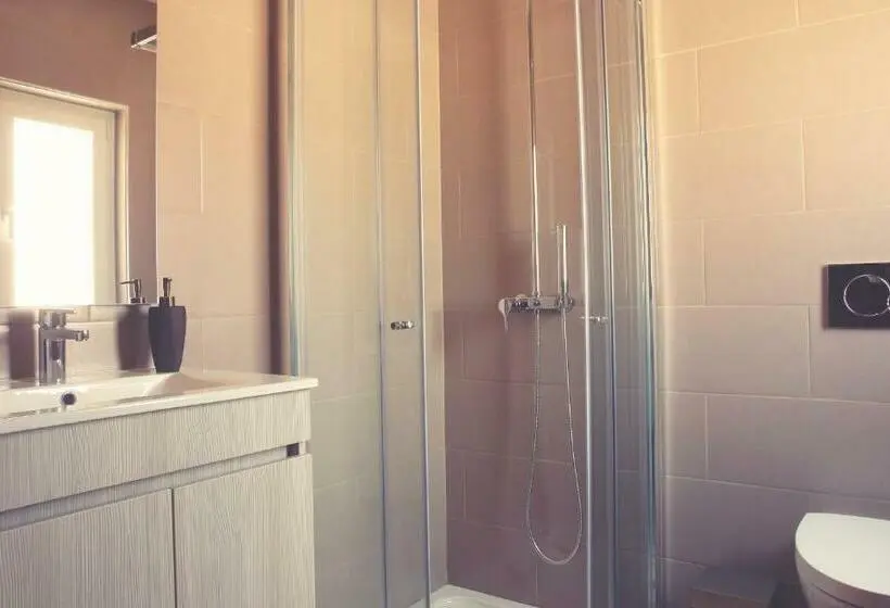 Standard-studio, Casas Novas Da Fataca
