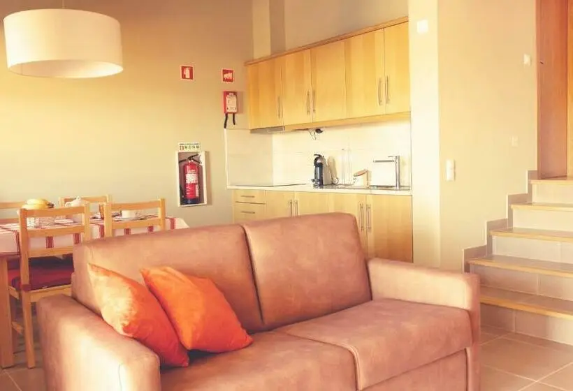 Talo 1 Makuuhuone, Casas Novas Da Fataca