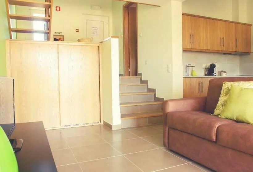 Talo 1 Makuuhuone, Casas Novas Da Fataca