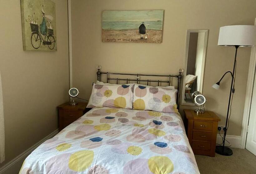 デラックスルーム, Abbey Guest House