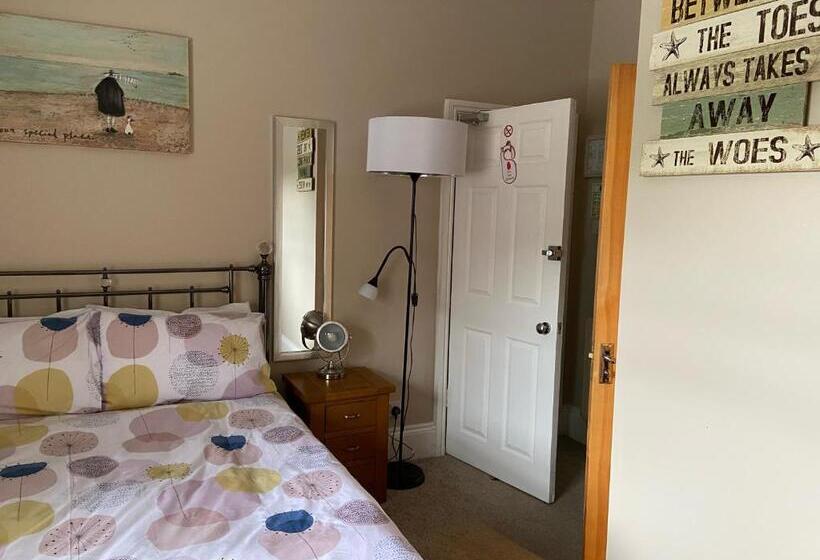 デラックスルーム, Abbey Guest House