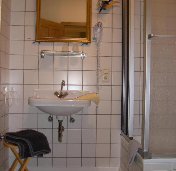 标准间带阳台, Landhaus Bad Bertrich