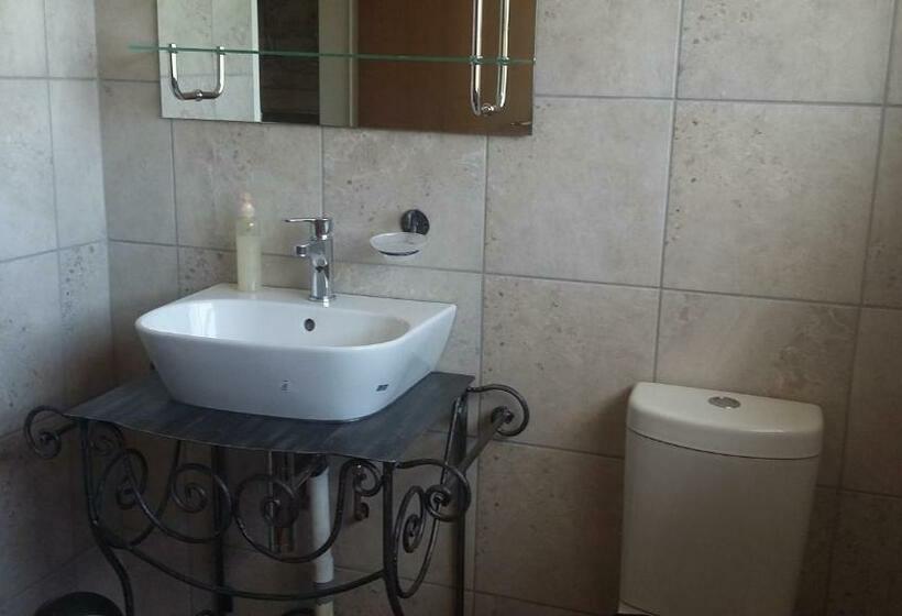 スタンダードシングルルーム, At The View B&b