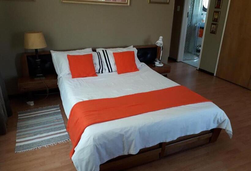 スタンダードルーム, At The View B&b