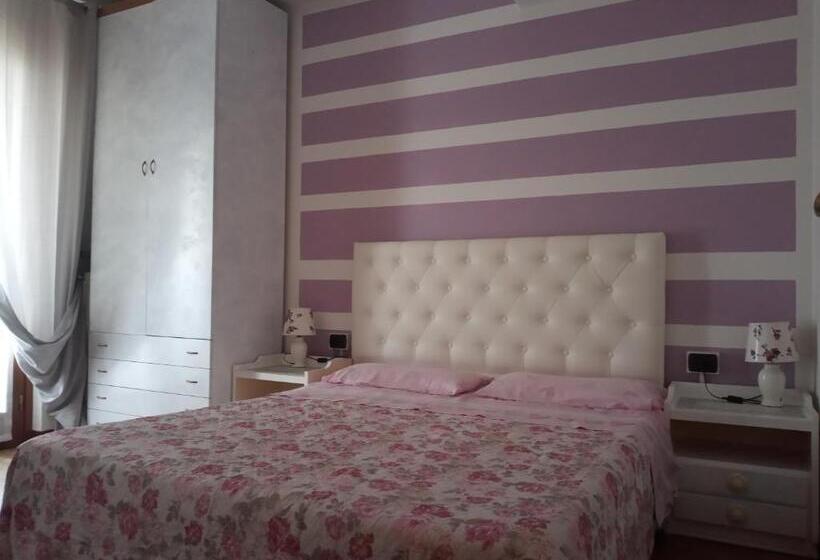 Семейный Номер, B&b Dosso Quarel
