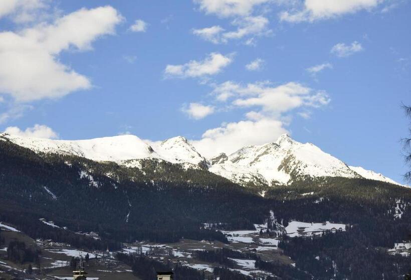 Трехместный Номер Стандарт с Балконом, Garni Schwarzenstein