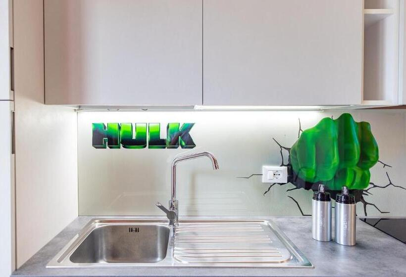 استودیوی استاندارد, Rabbit Home