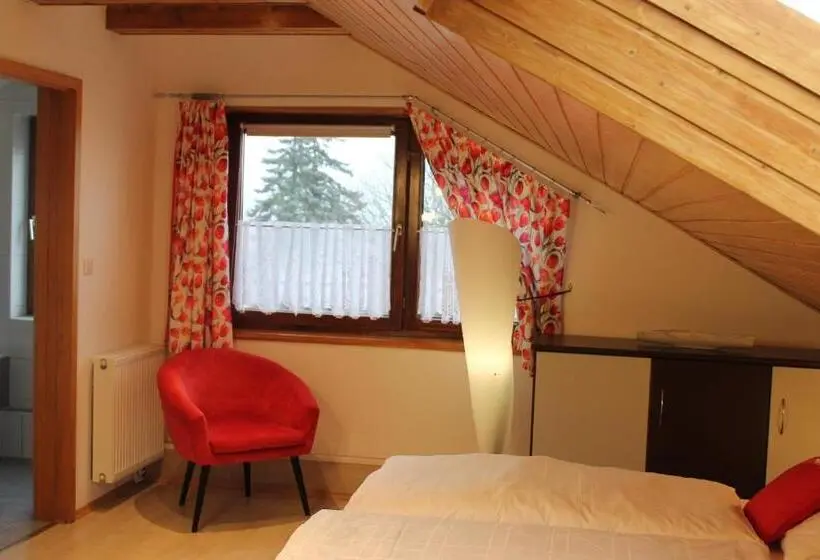 スタンダードトリプルルーム, Gästehaus Am Sonnenberg