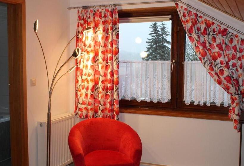 标准三人间, Gästehaus Am Sonnenberg