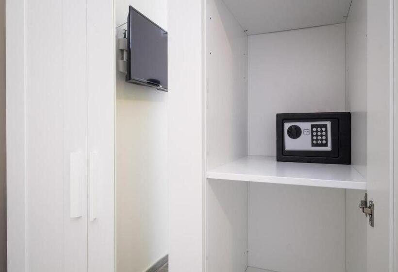 四人豪华间, Le Cupole Design