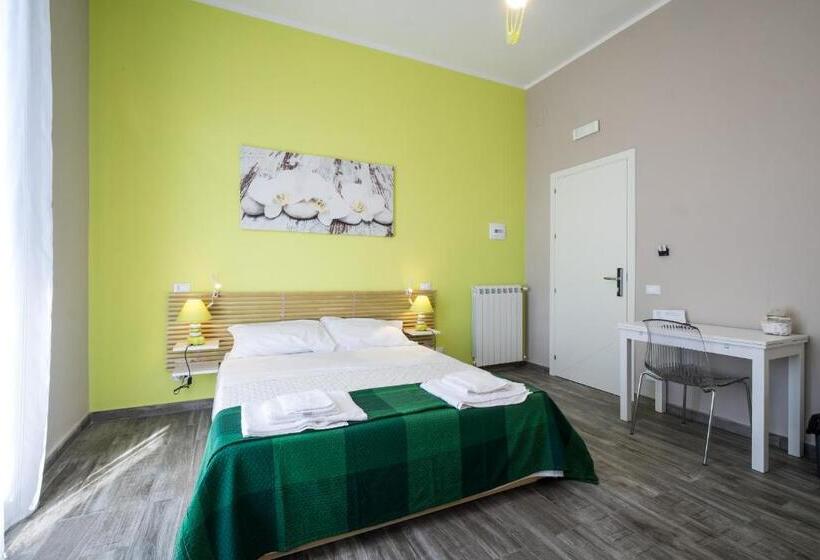 带大床的标准间, Le Cupole Design