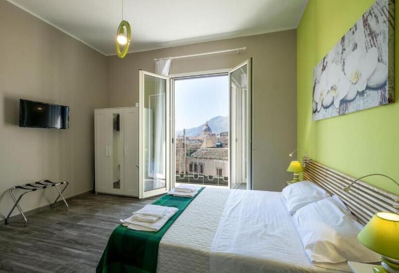 带大床的标准间, Le Cupole Design