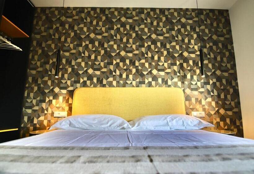 豪华工作室, Le Cupole Design