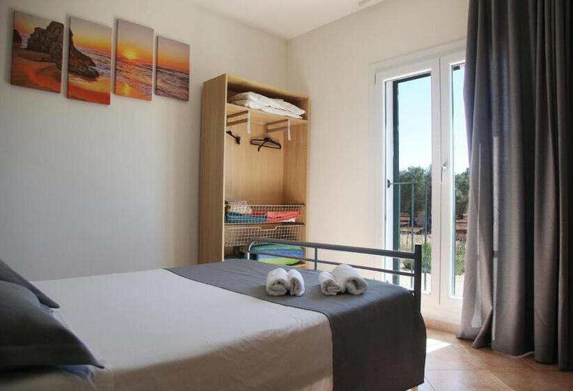 חדר סטנדרט נוף לגינה, Villa Giulia & Gaia   Guest House