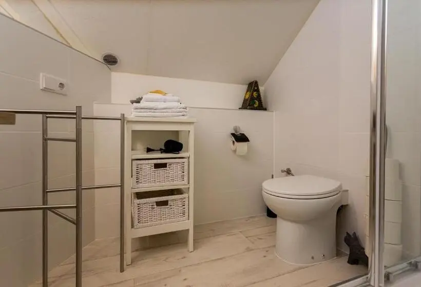 デラックスルーム, Silver Moon Bed & Breakfast