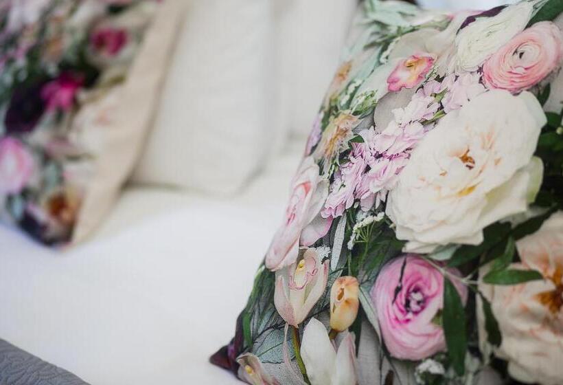 اتاق لوکس, 7 On Annandale B&b