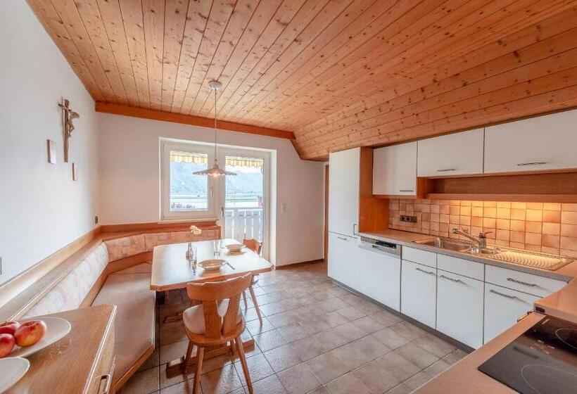 景色の見える一ベッドルームアパートメント, Haus Stolz