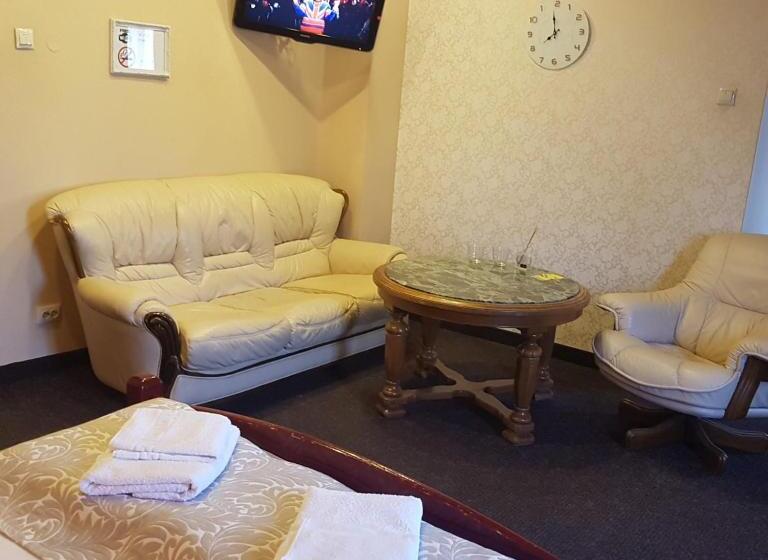 اتاق استاندارد, Maza Kalna 27