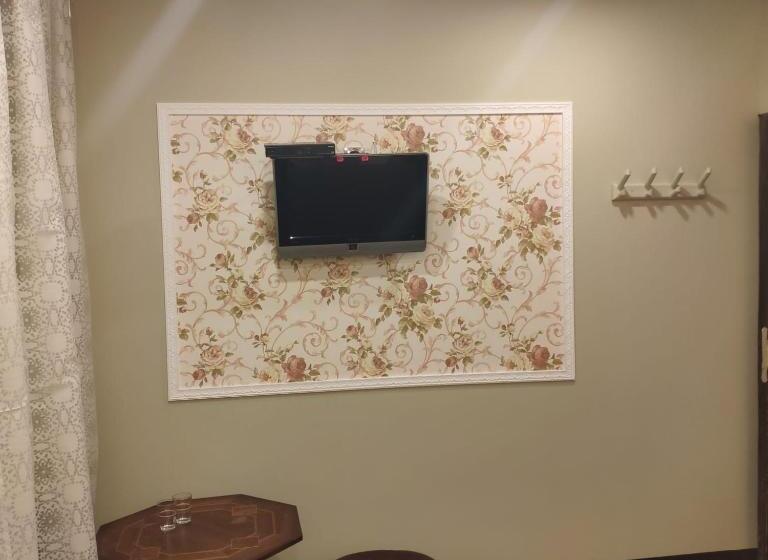 اتاق استاندارد با سرویس بهداشتی مشترک, Maza Kalna 27