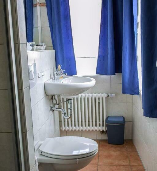 Номер Стандарт, Pension Zur Postmeile