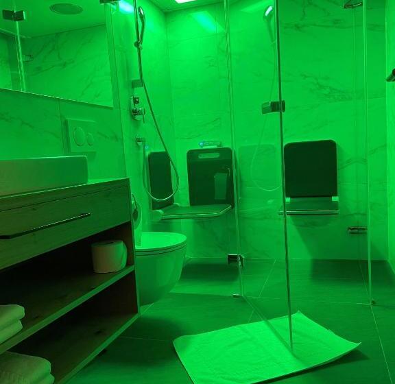 Suite amb Hidromassatge, Regnum Zegg