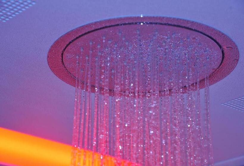 Suite amb Hidromassatge, Regnum Zegg